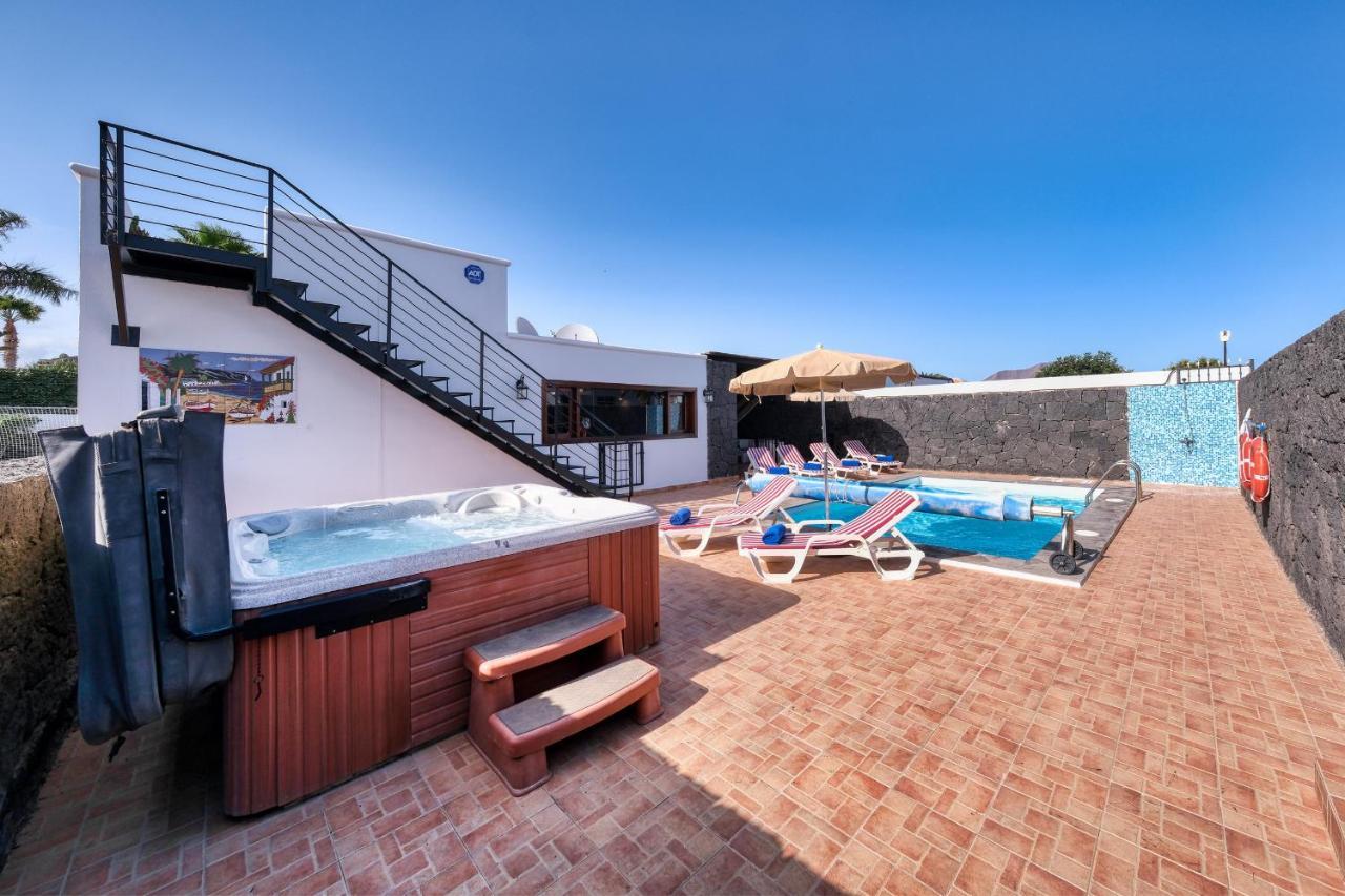 פלאיה בלנקה Villa Aurelia-Pool, Jacuzzi And Solarium מראה חיצוני תמונה
